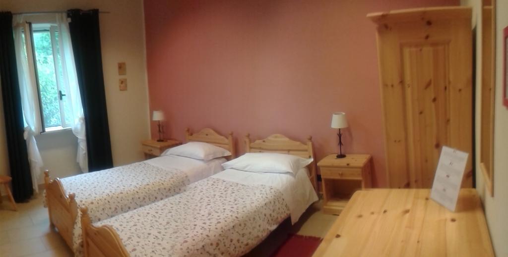 Hotel Il Rio Di Vorno Capannori Camera foto